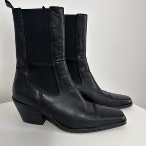 L'INTERVALLE Black Leather Boots
